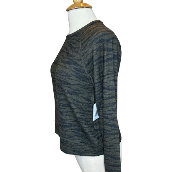 NWT Beyond Yoga Women's Olive Green Camo Crewneck Sweatshirt Relaxed Size L - Picture 5 of 10